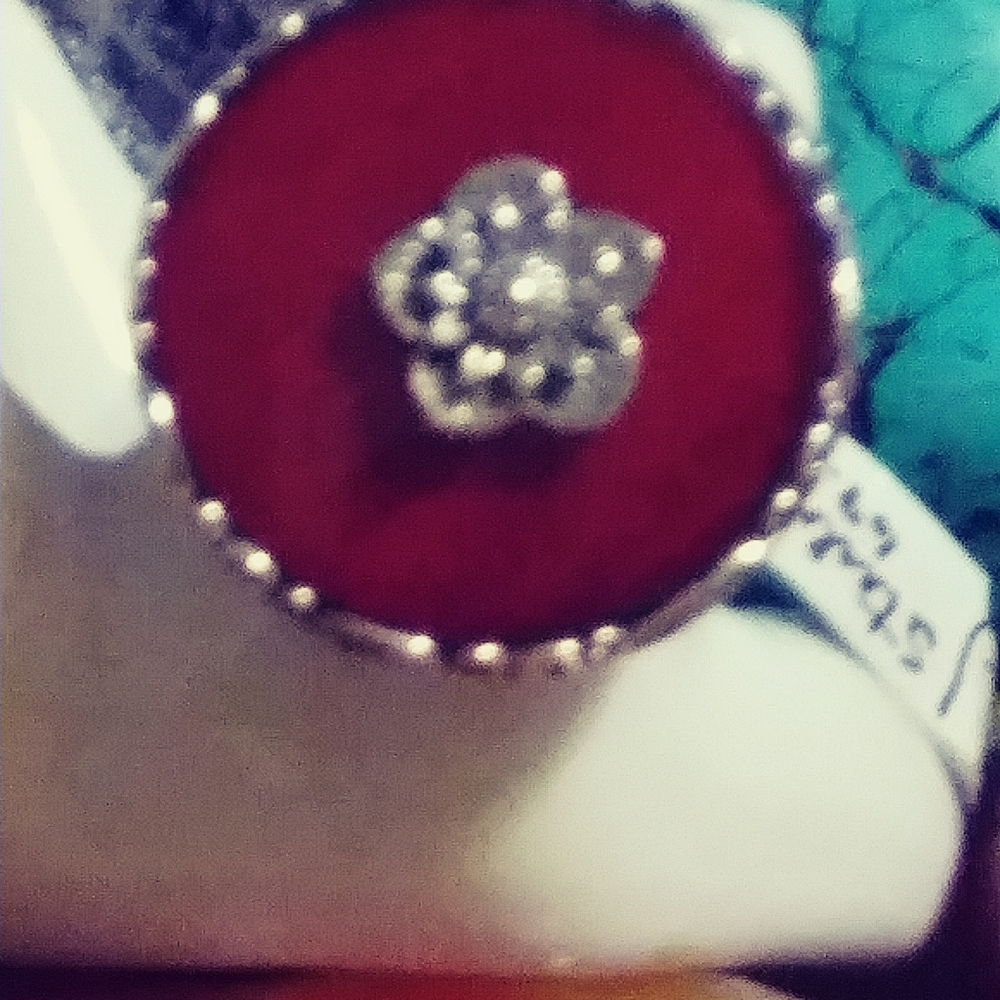 NWT-PURE RED, CORAL,1"   DIAMETER- Lg. ROUND STERLING, FLOWER MOTIF, RING. SZ 6